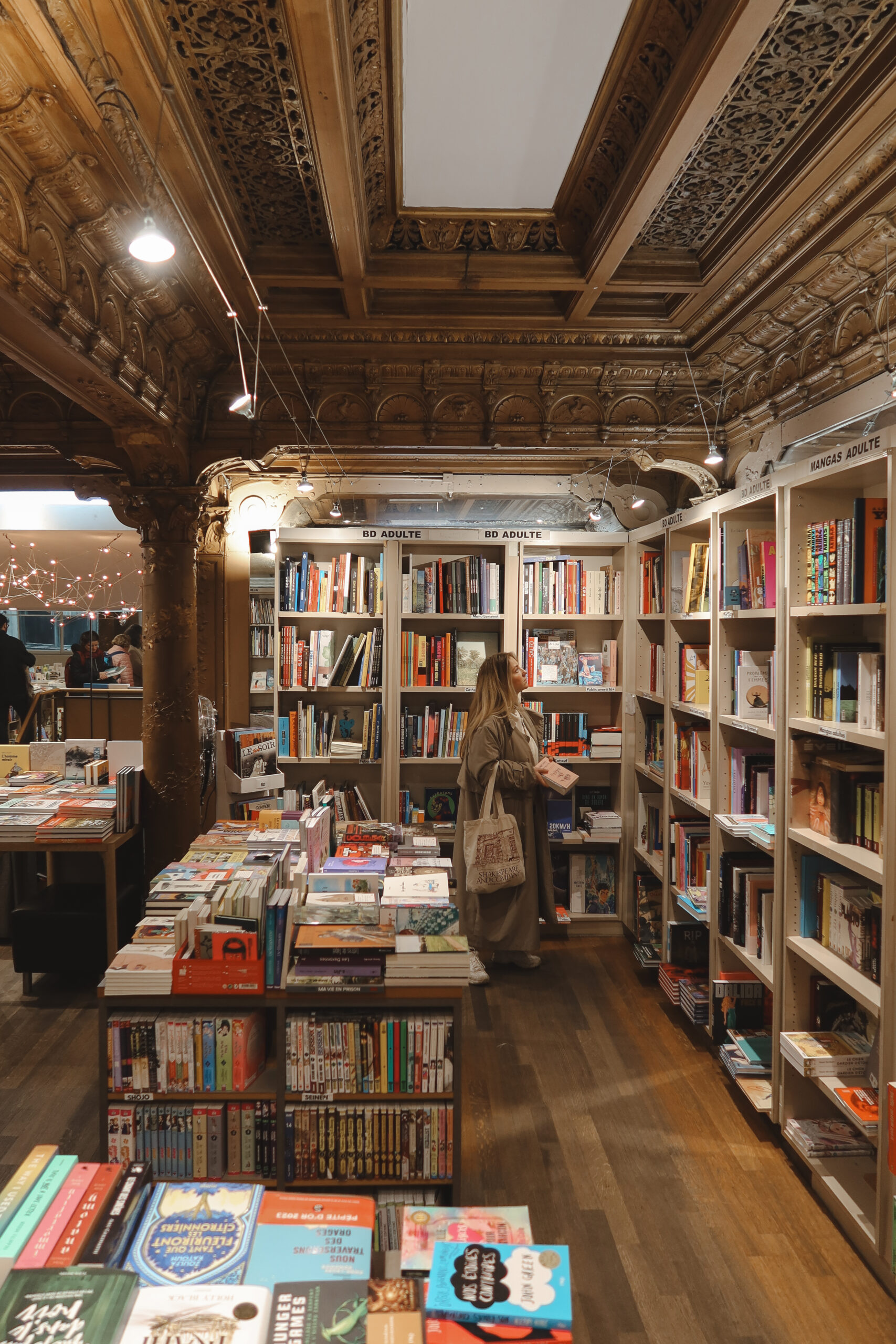 Why every bookstagrammer should visit „Tropismes“ bookshop in Brussels
