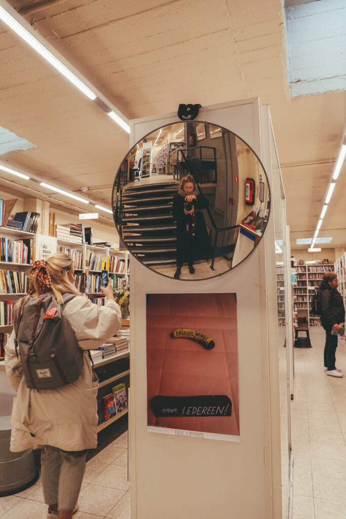 Best bookstores in Ghent – De Slegte