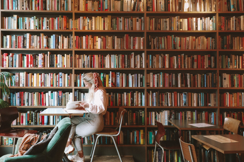Bookshelves and coffee tables at Le Bal Infernal Ghent