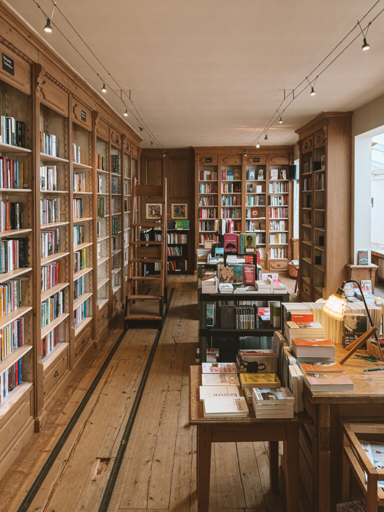 Stöbern in einer unabhängigen Buchhandlung in Gent