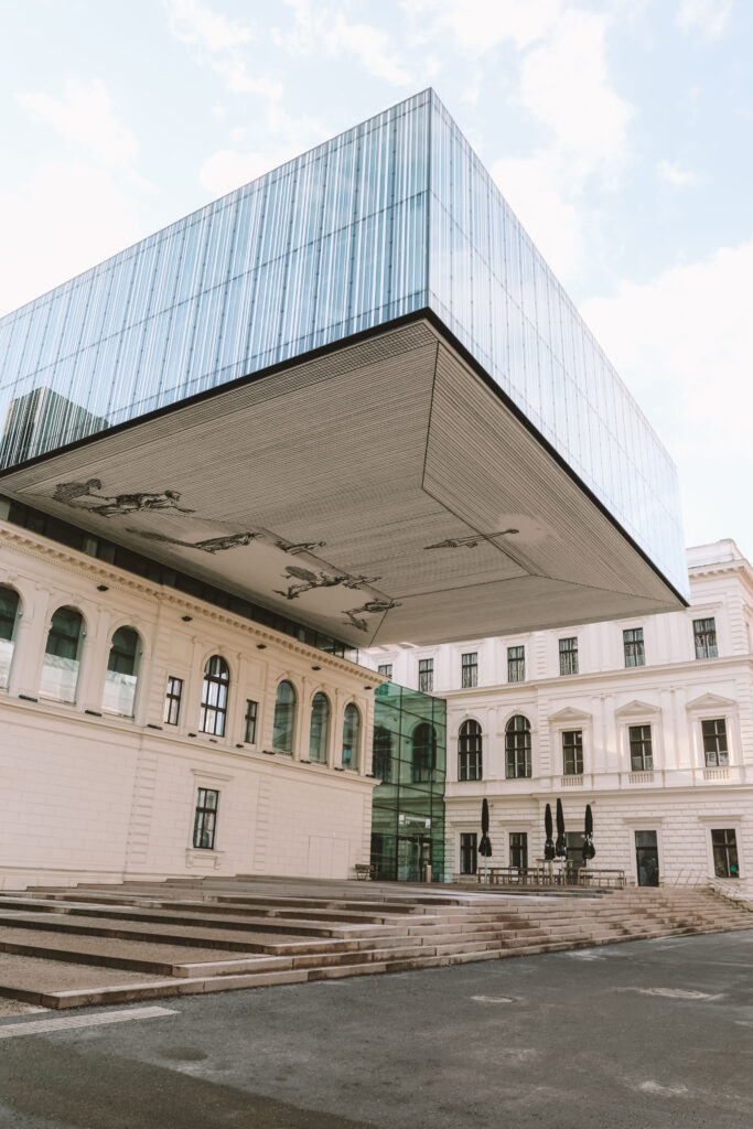 Moderne Architektur der Universitätsbibliothek Graz