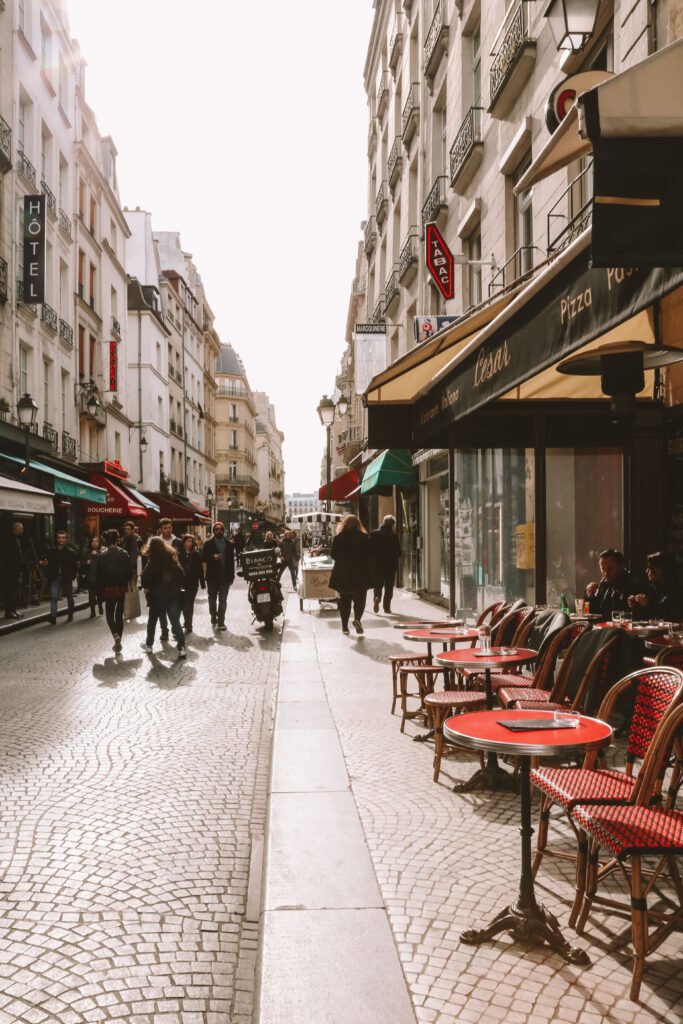 Paris literary culture bookshops and cafés