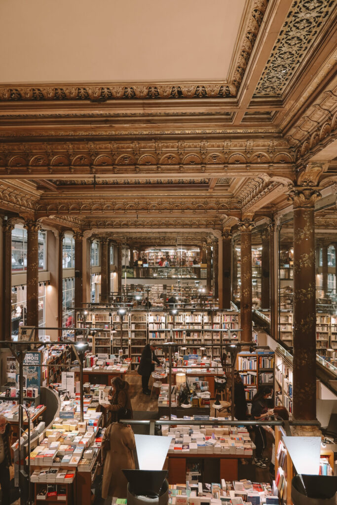 goldverzierte Buchhandlung in Brüssel
