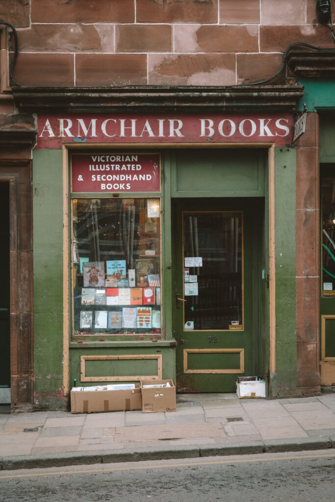 Armchair Books in Edinburgh von außen