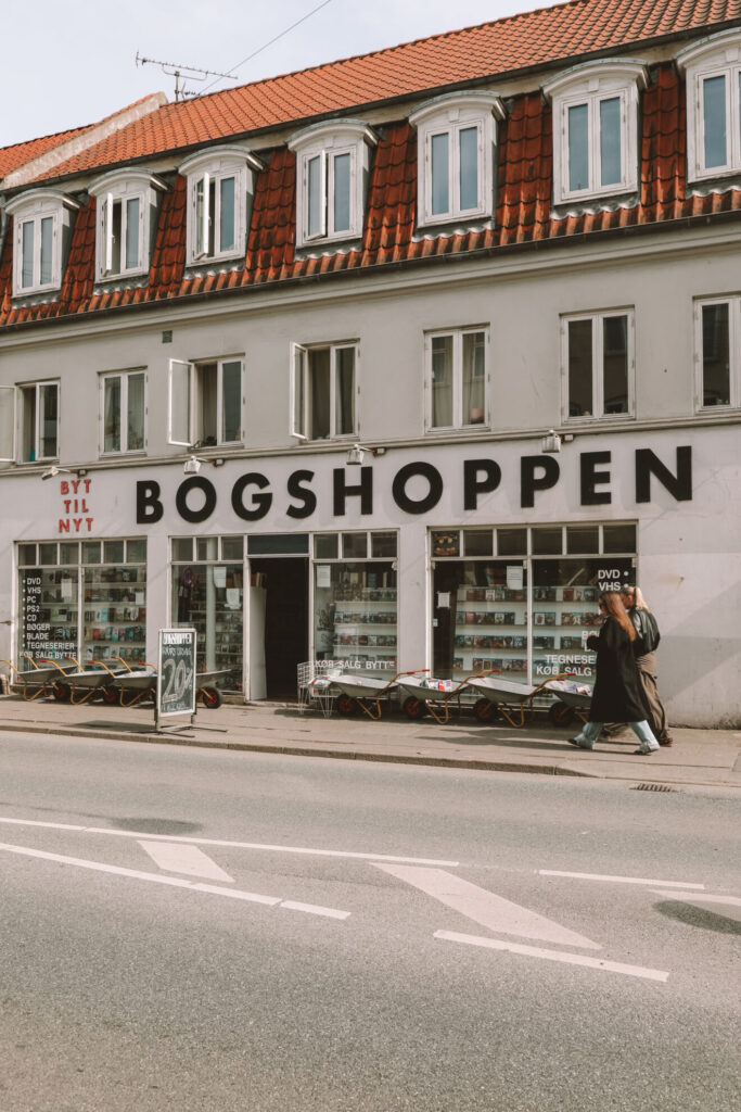 Buchläden mit ästhetischen Fassaden in Aarhus