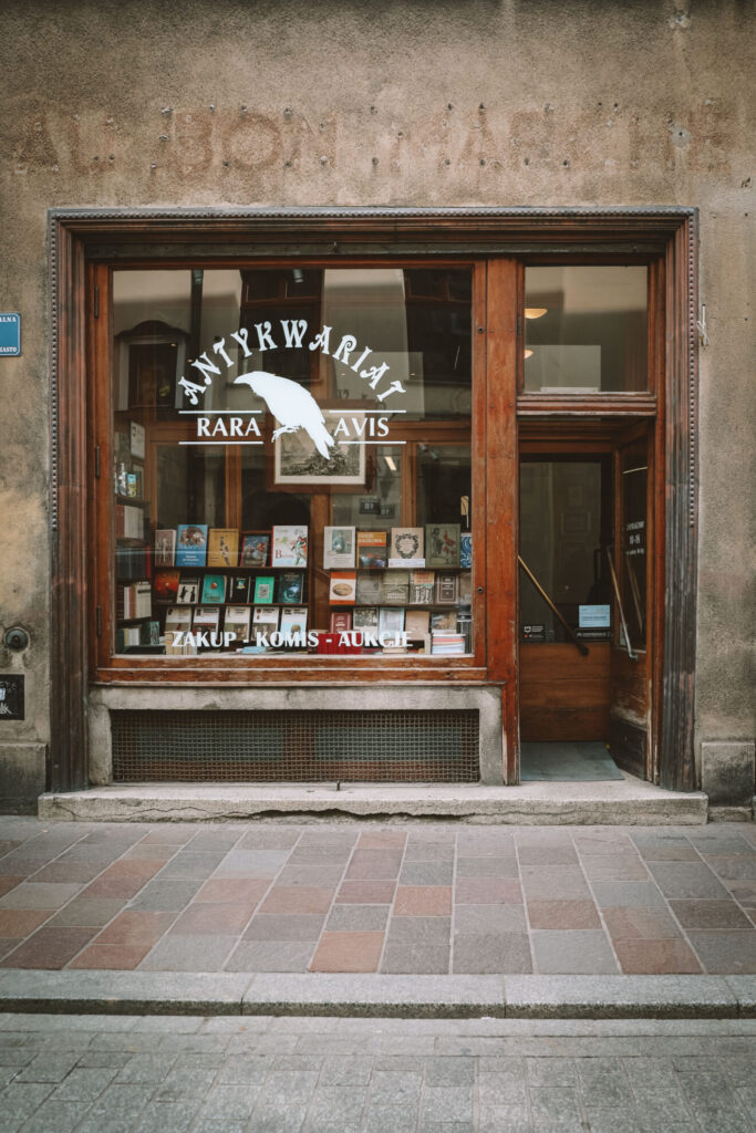 Rare books and antique maps at Rara Avis