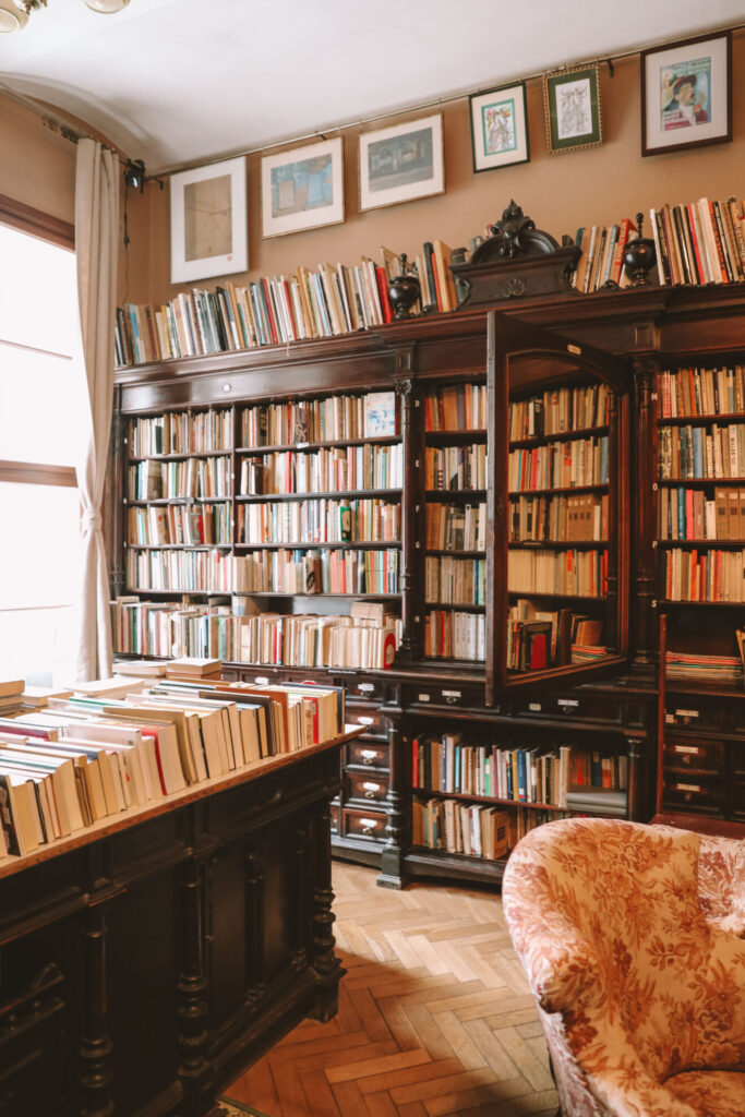 Antykwariat Abecadło mit gebrauchten Büchern