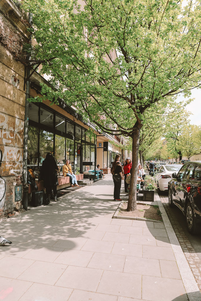 outdoor cafés in Krakow 