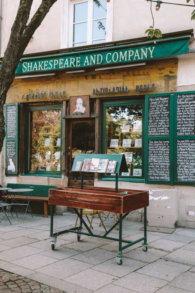Shakespeare and Company Paris bookstore 